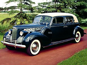 Packard, Brooks Stevens Body.jpg